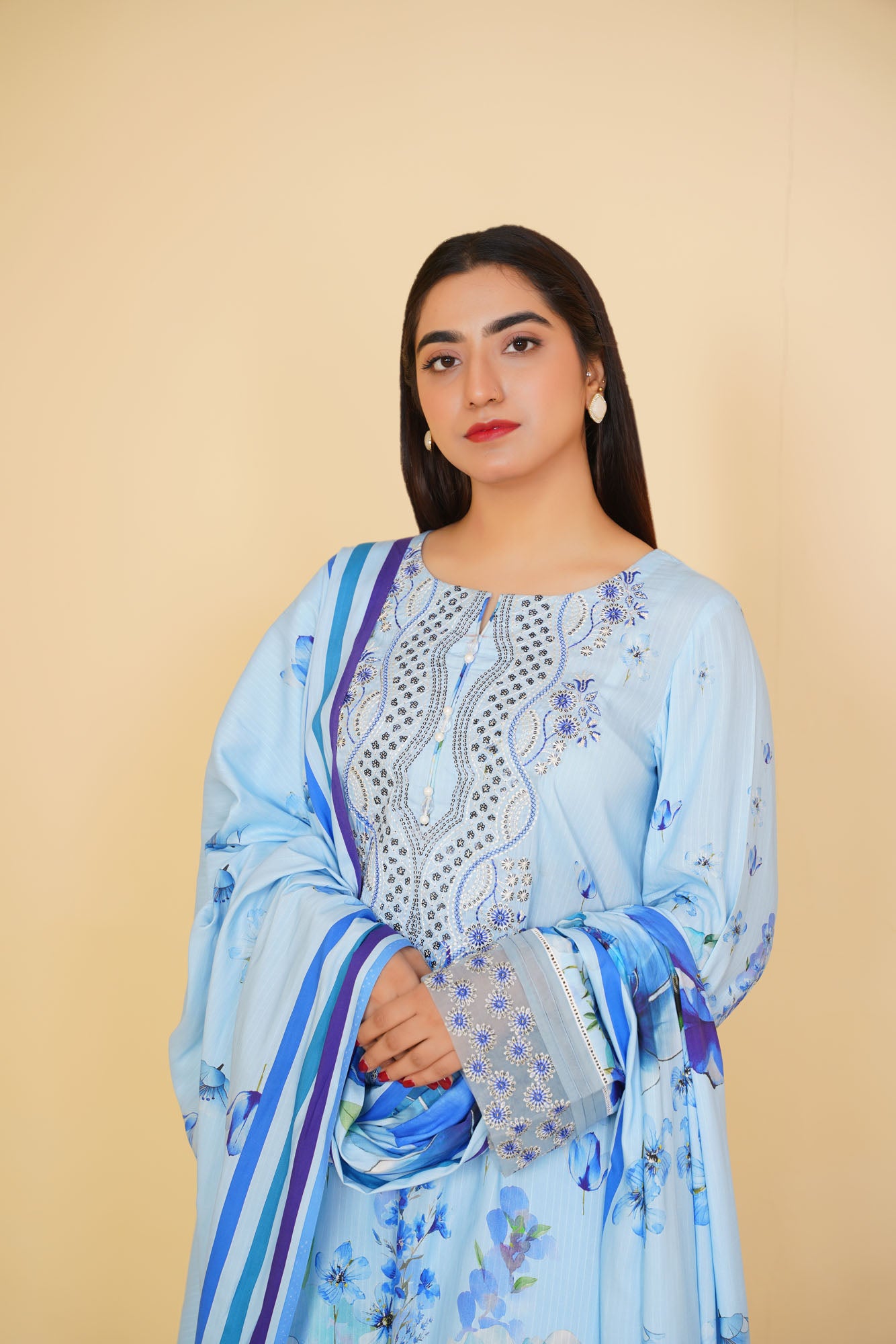 Gulfarosh Winter Stitched 3-Piece | GF-219