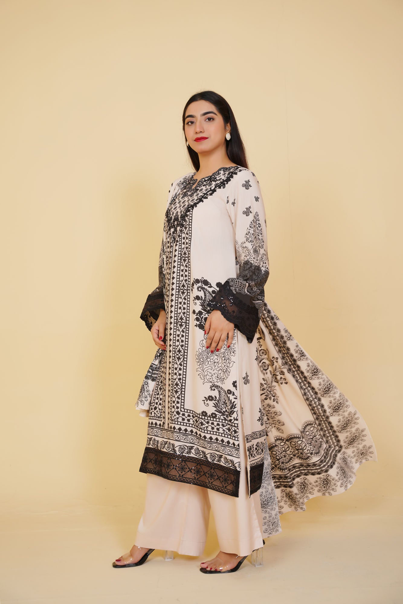 Gulfarosh Winter Stitched 3-Piece | GF-220