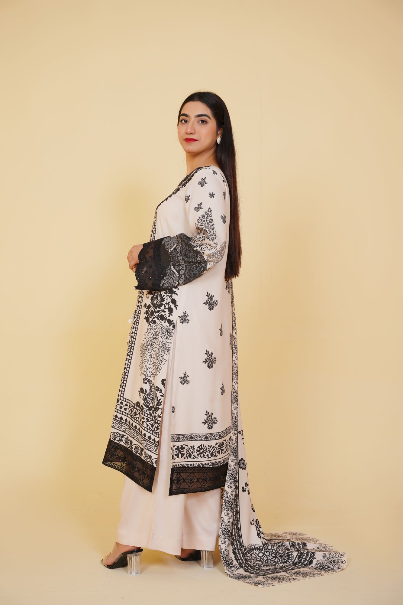 Gulfarosh Winter Stitched 3-Piece | GF-220
