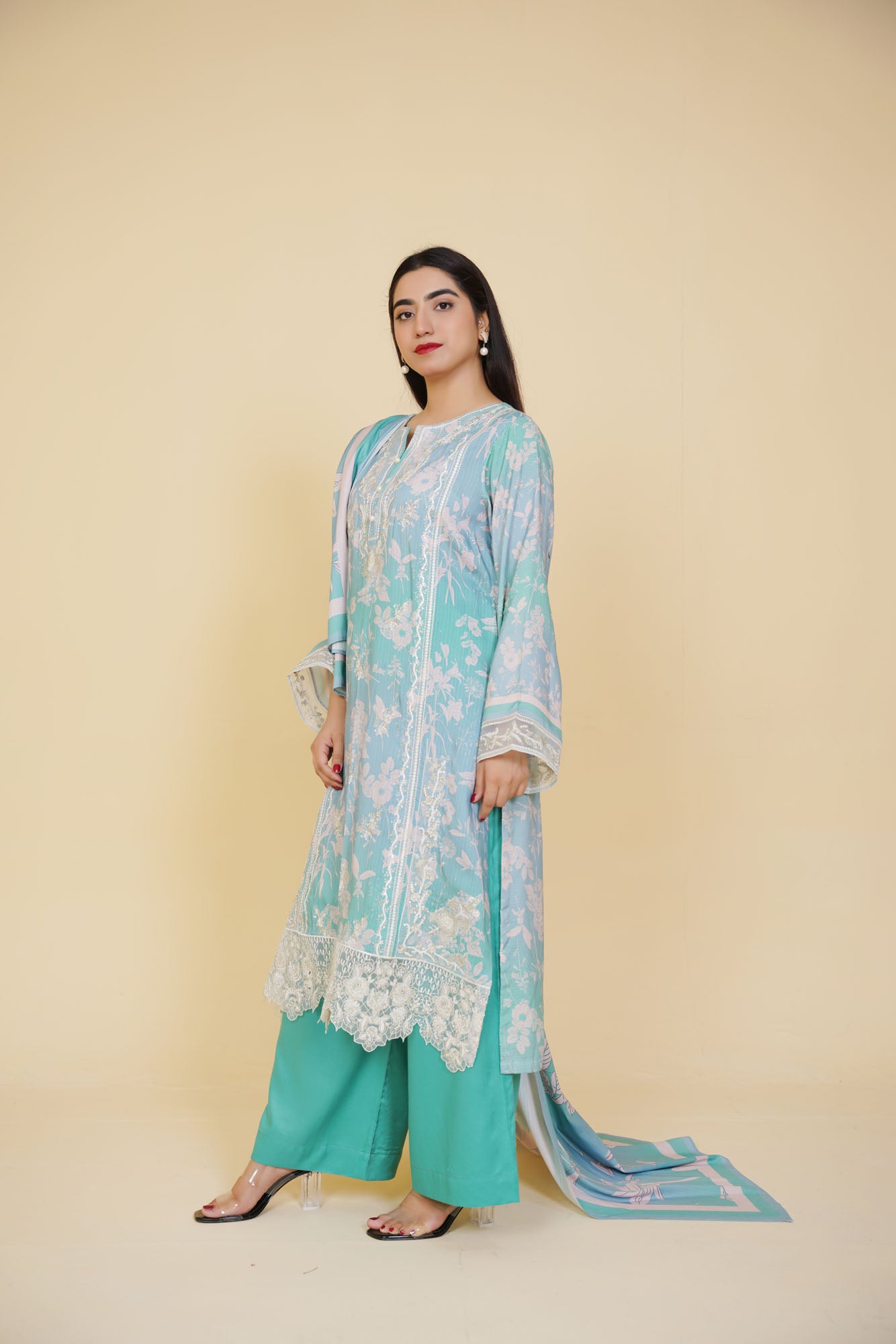 Gulfarosh Winter Stitched 3-Piece | GF-221