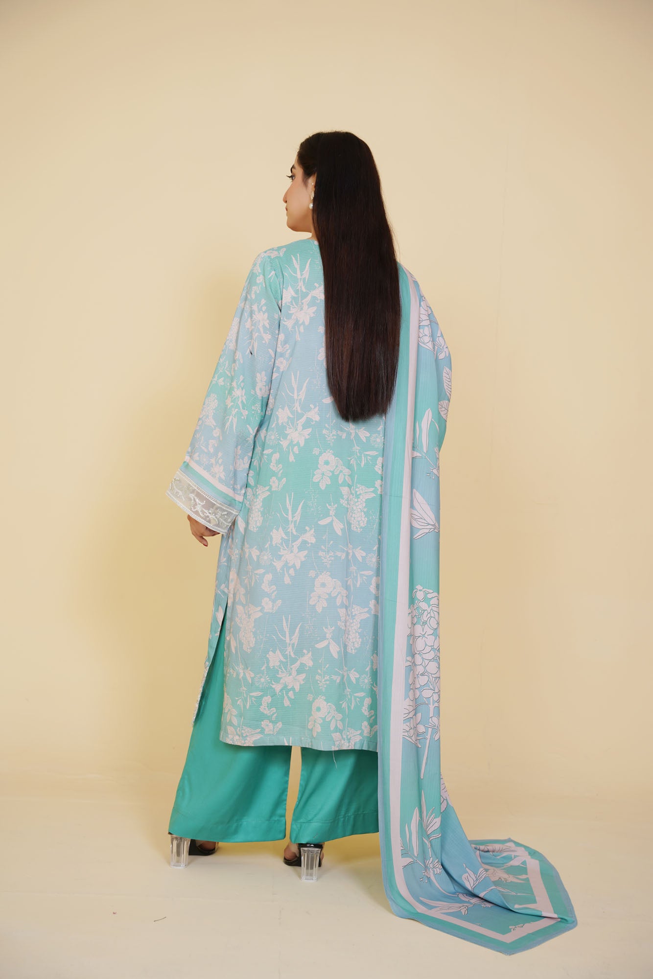 Gulfarosh Winter Stitched 3-Piece | GF-221