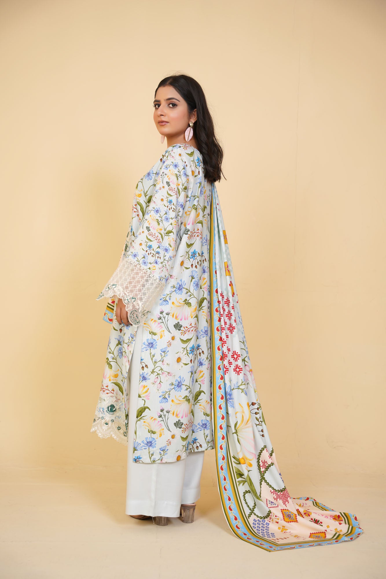 Gulfarosh Winter Stitched 3-Piece | GF-224