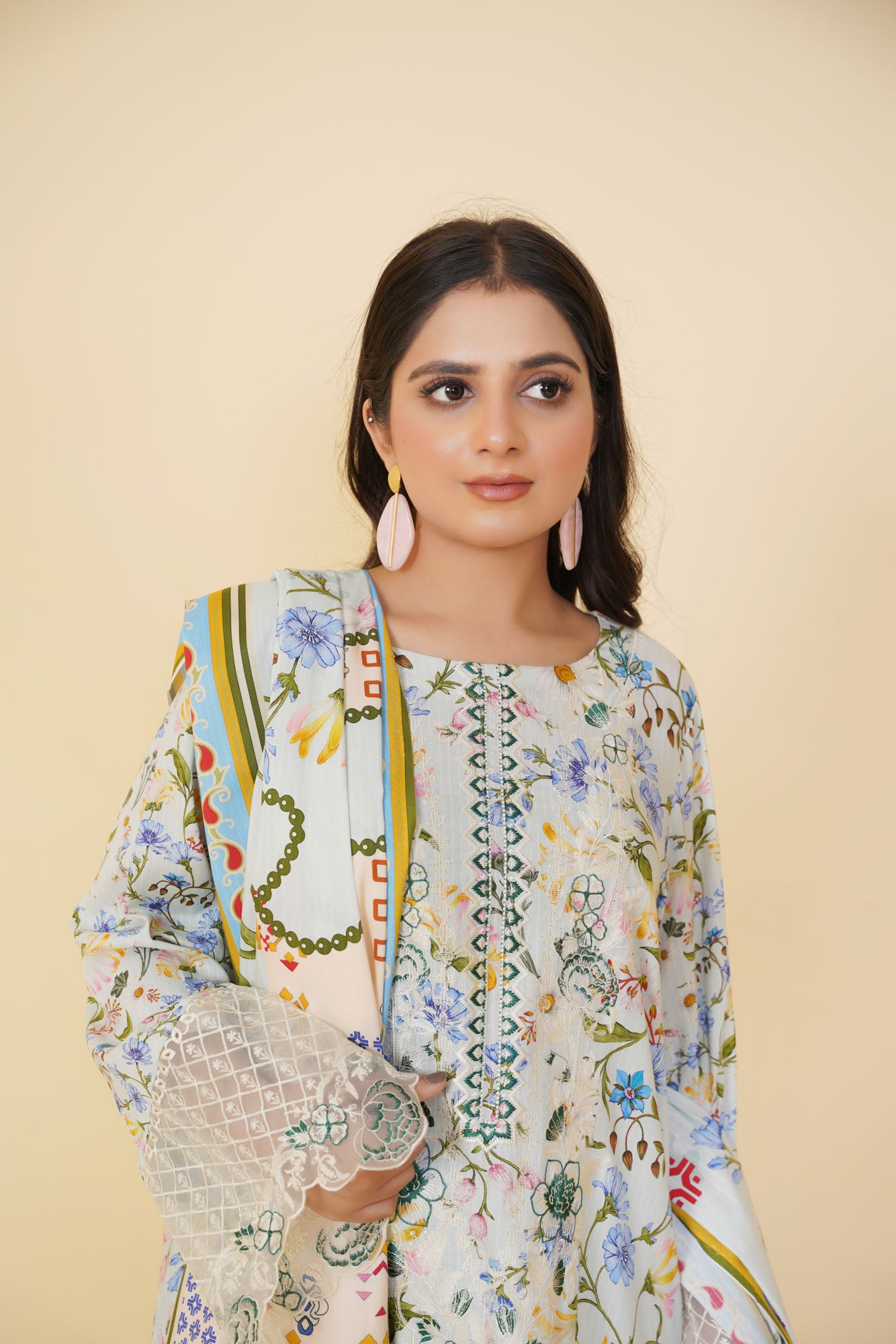 Gulfarosh Winter Stitched 3-Piece | GF-224
